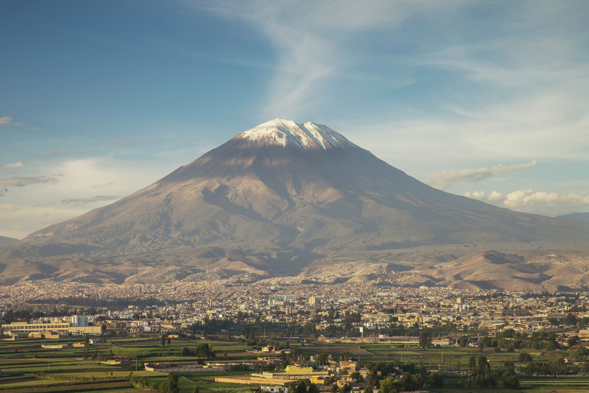 The city of Arequipa below the iconic Misti volcano